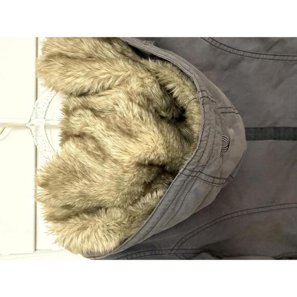 Aritzia TNA Platoon military utility jacket in grey with a faux-fur lined hood. - Picture 13 of 13